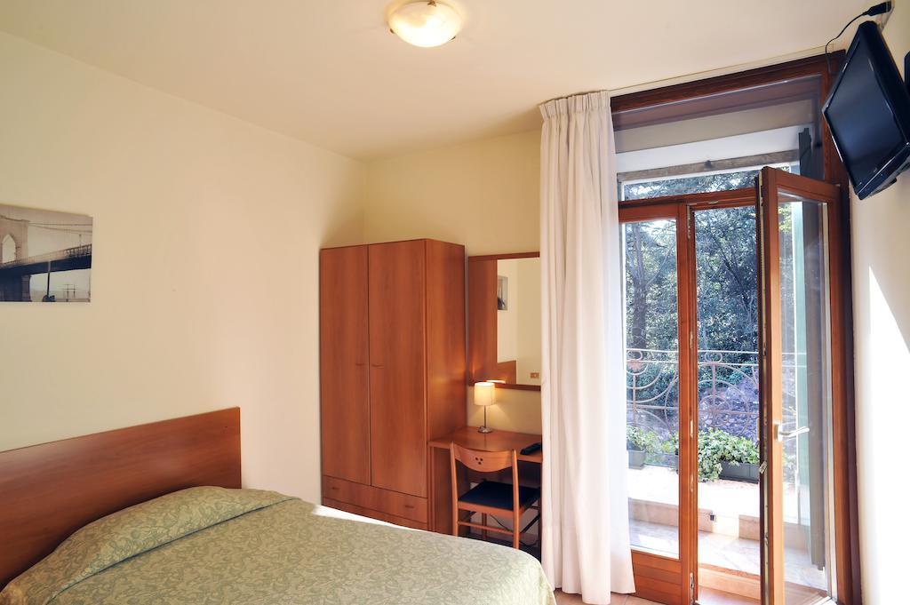 Albergo Croce D'Oro Dolcè Quarto foto