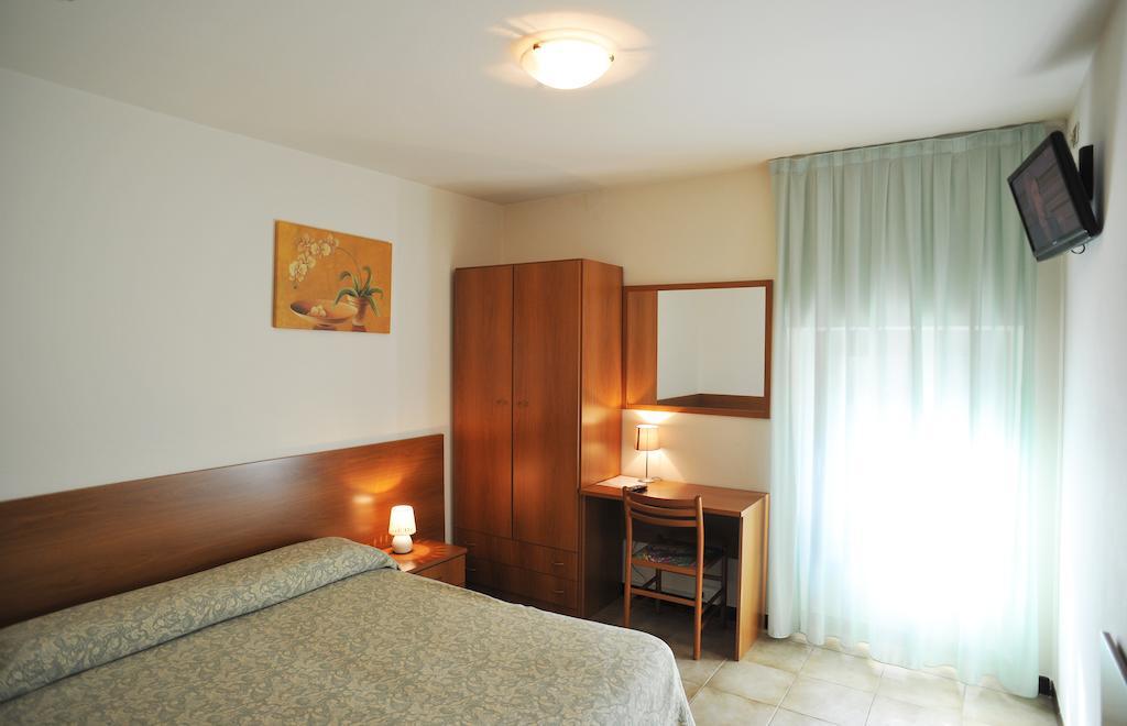 Albergo Croce D'Oro Dolcè Quarto foto